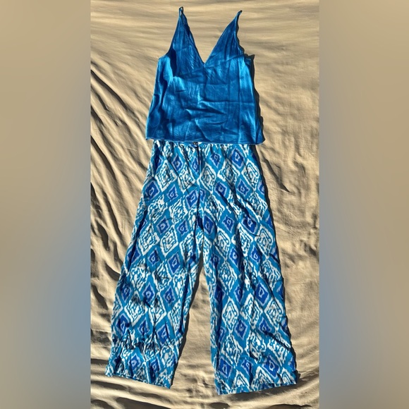 DORA LANDA Silk Ikat Print Wide Leg Trousers - Picture 12 of 16